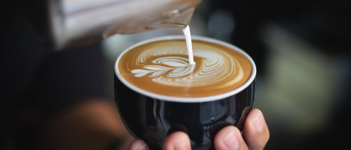 Pumpkin spice latte: zo maak je hem zelf thuis